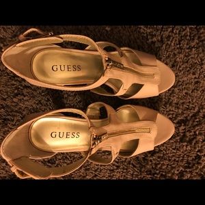 Guess blush colored heels